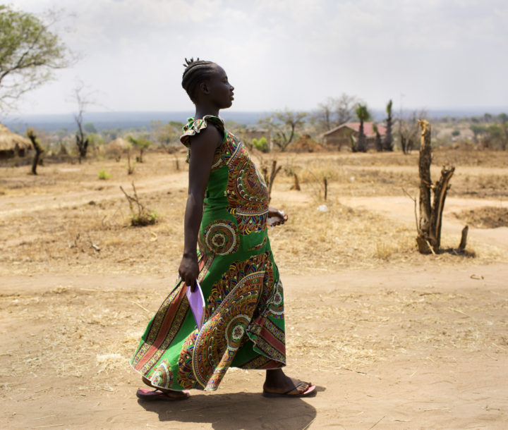 17 years old Eva is walking home after being seen by Anna the EHU (Emergency Health Unit) midwife.